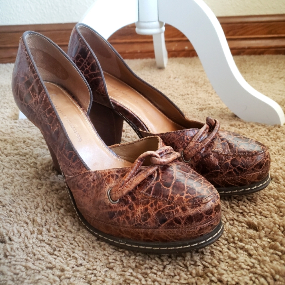 Schuler & Sons Philadelphia Anthro Heels Embossed Leather Shoes 9B